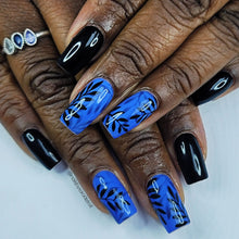 Load image into Gallery viewer, Stained Glass Black